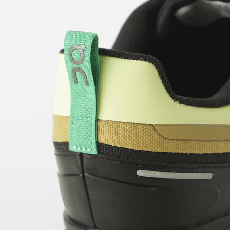 ON ON＜オン＞ スニーカー"CLOUD 6" GREEN