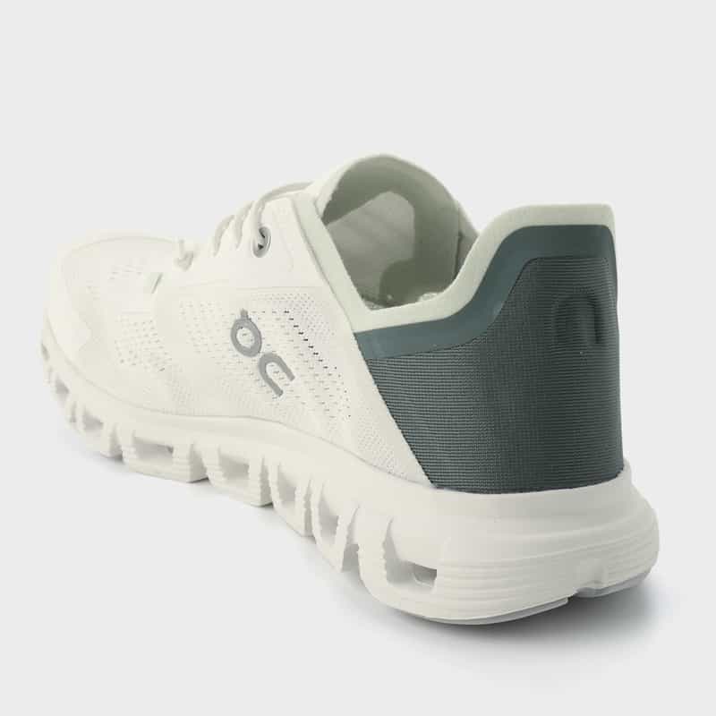 ON ON＜オン＞ スニーカー"CLOUD 6" WHITE