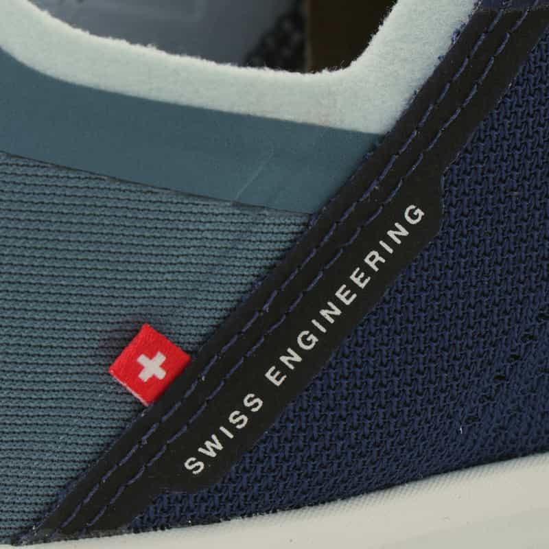 ON ON＜オン＞ スニーカー"CLOUD 6" NAVY