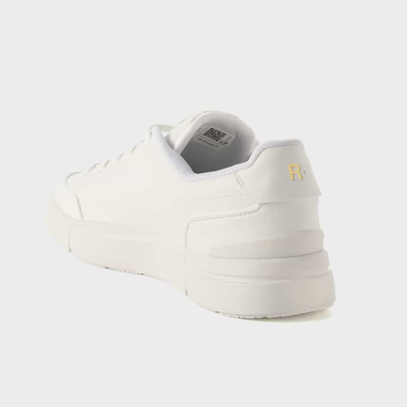 ON ON＜オン＞ スニーカー"THE ROGER Centre Court" WHITE
