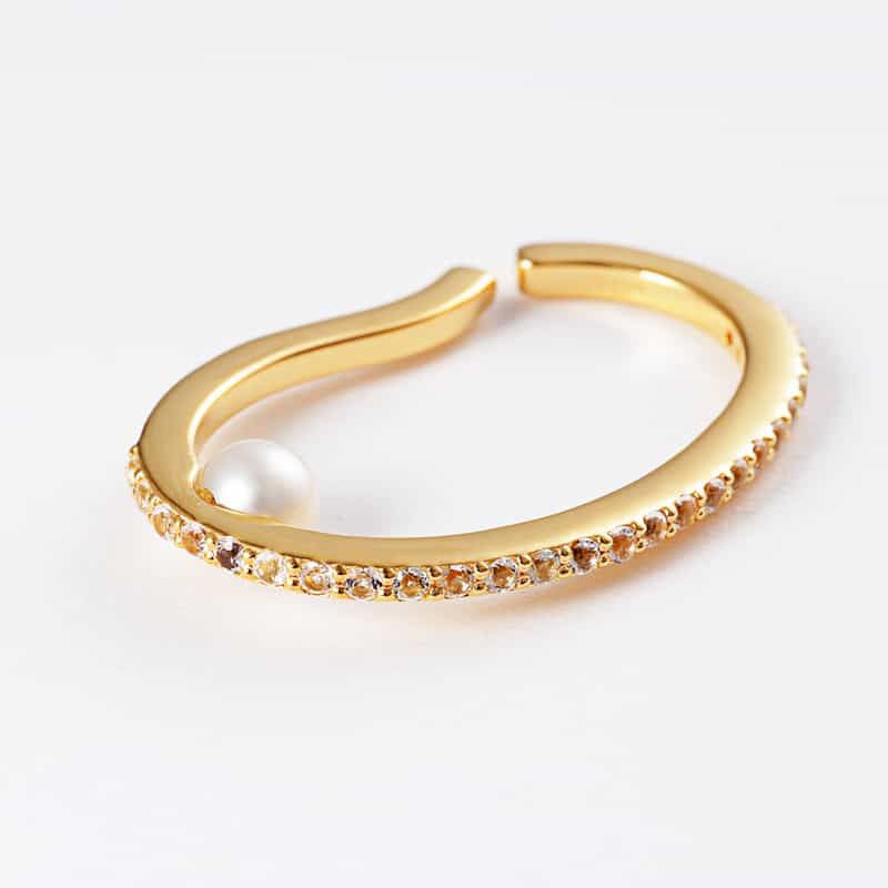 LA SOEUR LA SOEUR＜ラ スール＞ イヤーカフ（トパーズ・パール） GOLD