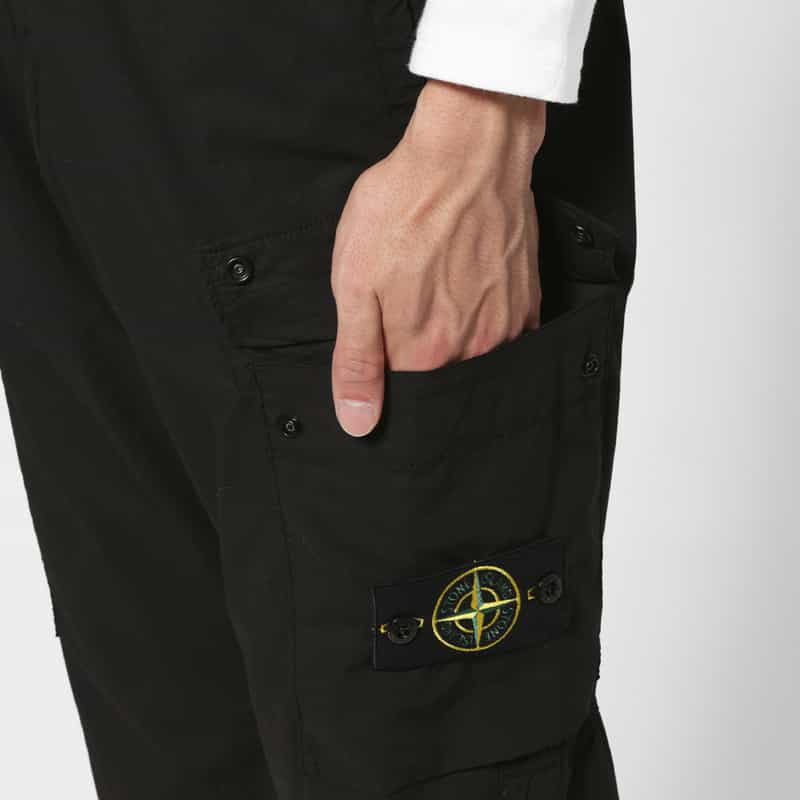 STONE ISLAND STONE ISLAND ＜ストーン アイランド＞ カーゴパンツ BLACK