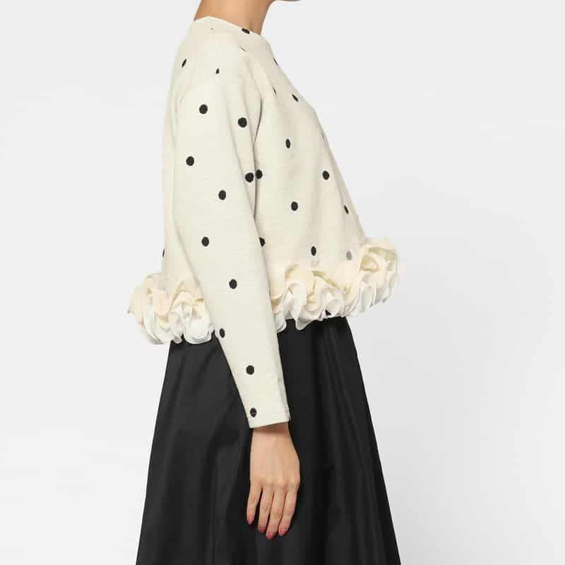 BARNEYS NEW YORK ウォッシャブル ドット柄フリルヘムプルオーバー OFF WHITE