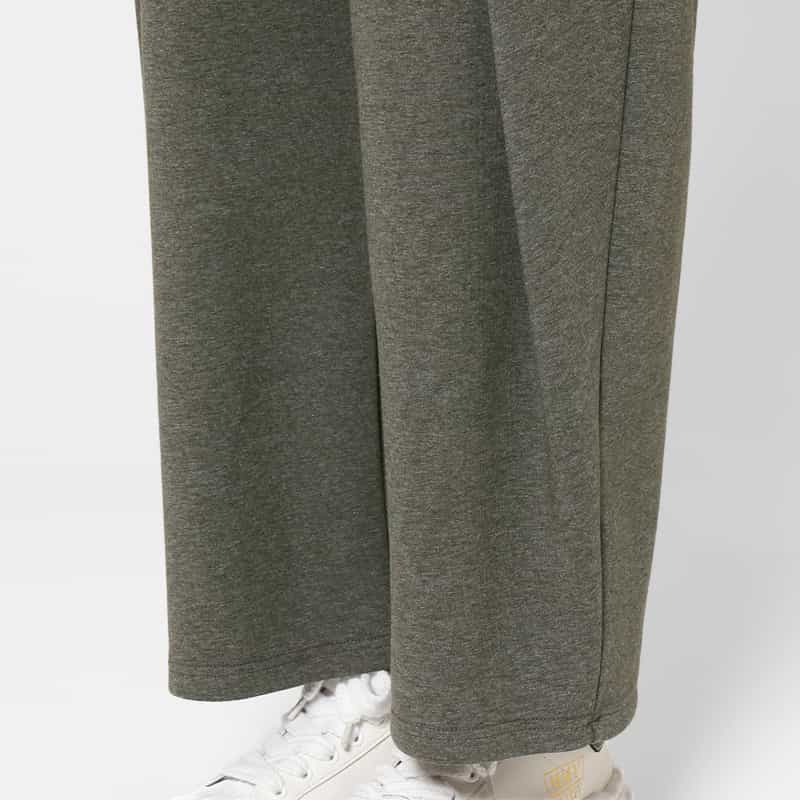 BARNEYS NEW YORK セットアップ ウォッシャブル サイドタック入りドローストリングバレルレッグパンツ DARK GRAY