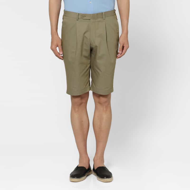 BARNEYS NEW YORK タック入りショーツ BEIGE