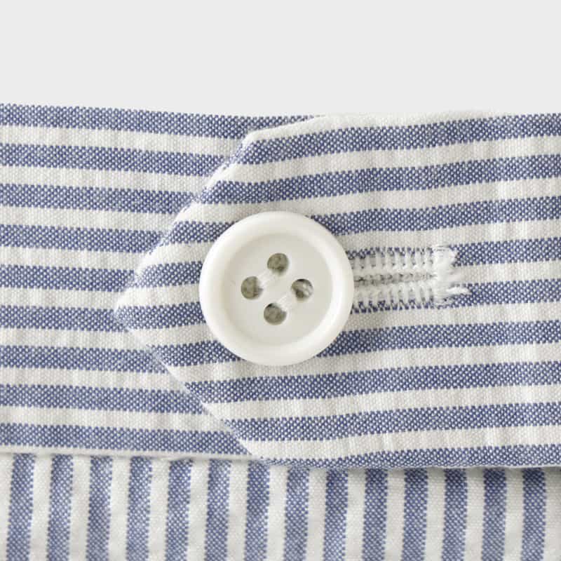 BARNEYS NEW YORK シアサッカー素材ストライプ柄ショーツ BLUE