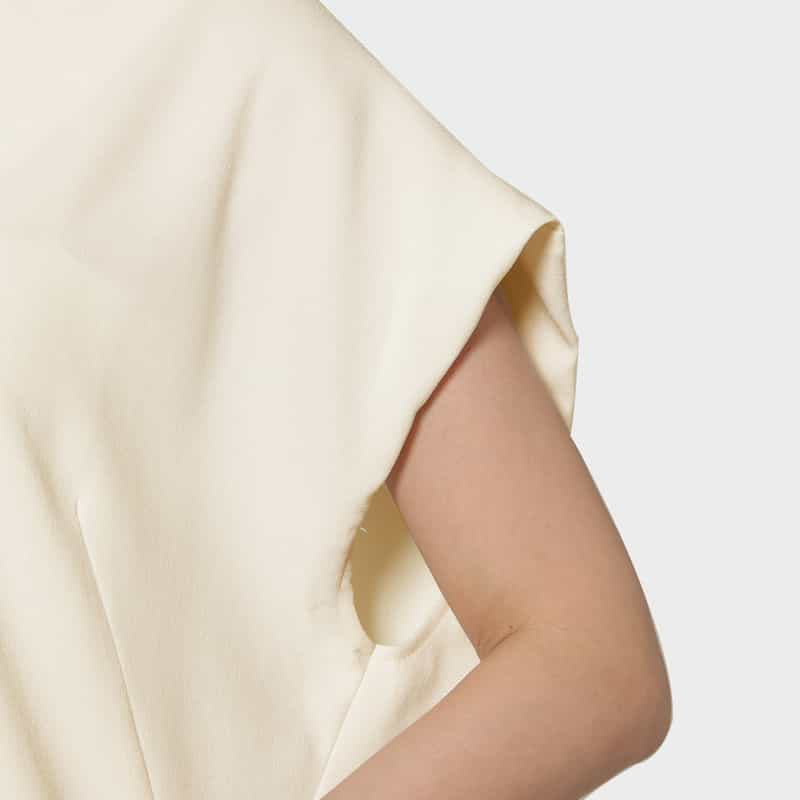 BARNEYS NEW YORK セットアップ ウォッシャブル ジョーゼット素材 Vネックブラウス IVORY