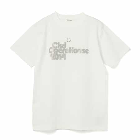 CHIKA KISADA＜チカ キサダ＞ グラフィックTシャツ