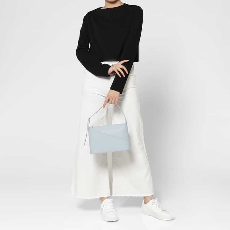 SARTU SARTU ＜サルトゥ＞ バーニーズ　ニューヨーク限定ショルダーバッグ “NOV“ LIGHT BLUE