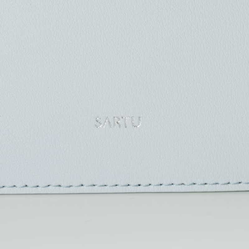 SARTU SARTU ＜サルトゥ＞ バーニーズ　ニューヨーク限定ショルダーバッグ “NOV“ LIGHT BLUE