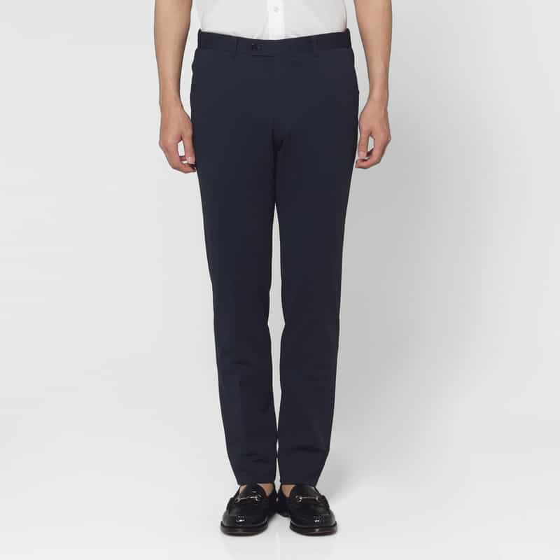 BARNEYS NEW YORK セットアップ サッカーストライプ素材ストレッチパンツ NAVY