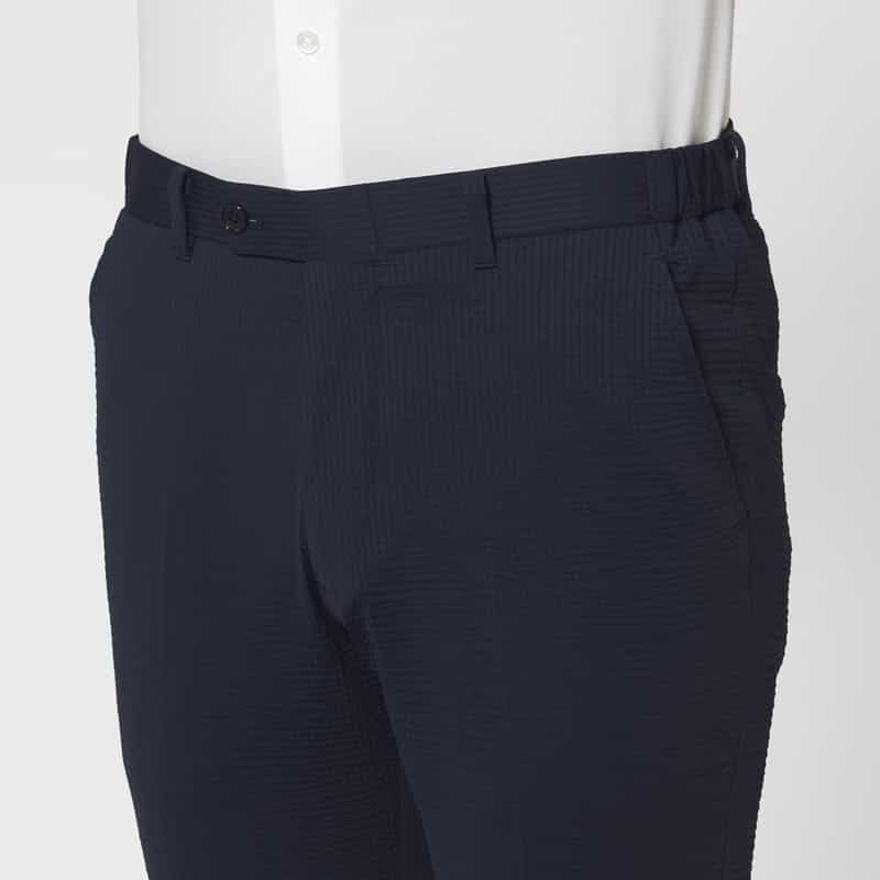 BARNEYS NEW YORK セットアップ サッカーストライプ素材ストレッチパンツ NAVY