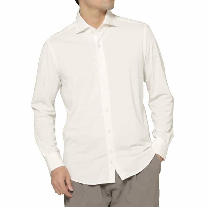 カッタウェイシャツ