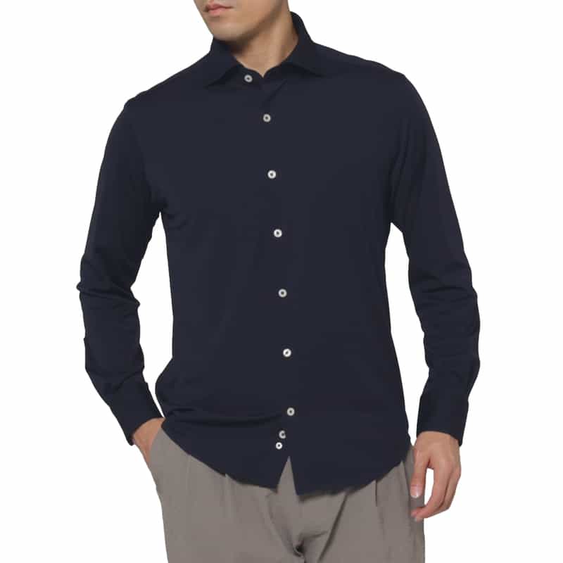 カッタウェイシャツ