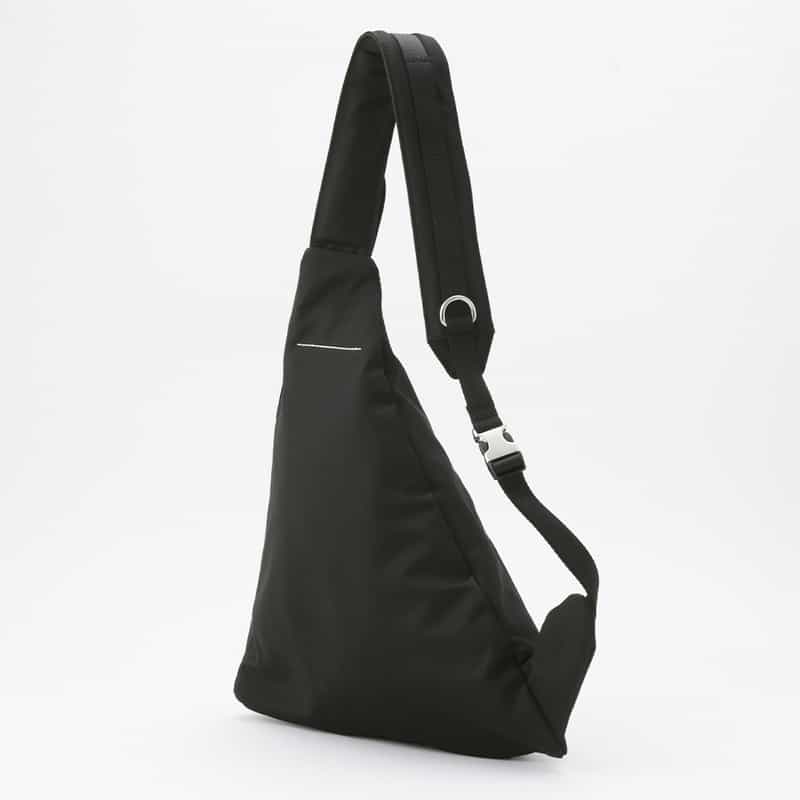 MM6 MAISON MARGIELA MM6 MAISON MARGIELA＜エムエム6 メゾン マルジェラ＞ ショルダーバッグ "JAPANESE" BLACK