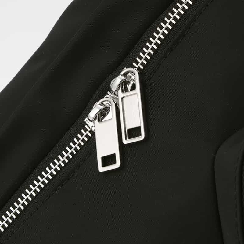 MM6 MAISON MARGIELA MM6 MAISON MARGIELA＜エムエム6 メゾン マルジェラ＞ ショルダーバッグ "JAPANESE" BLACK