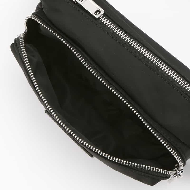 MM6 MAISON MARGIELA MM6 MAISON MARGIELA＜エムエム6 メゾン マルジェラ＞ クロスボディバッグ BLACK