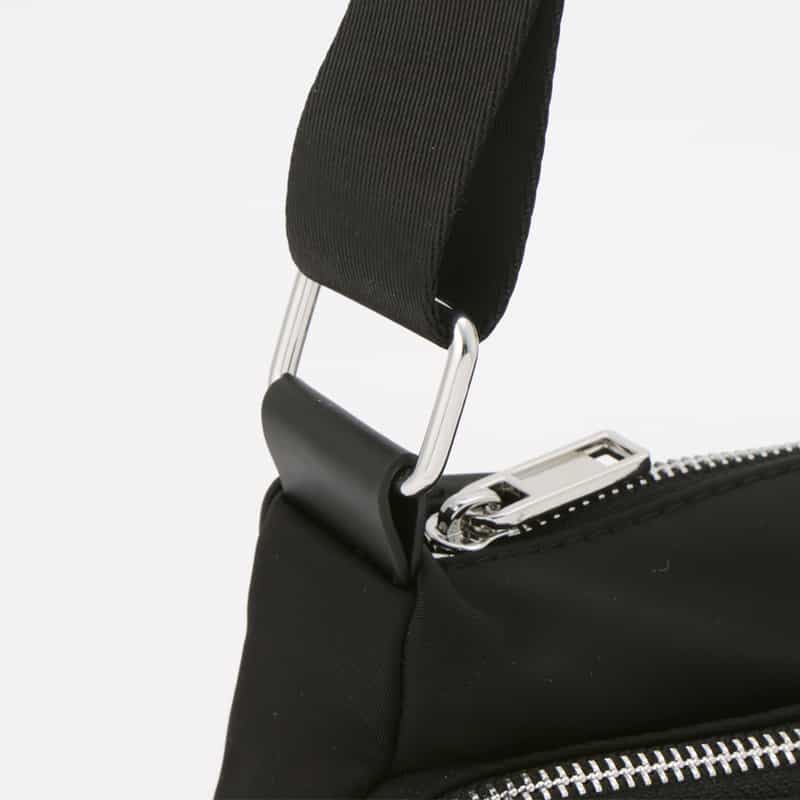 MM6 MAISON MARGIELA MM6 MAISON MARGIELA＜エムエム6 メゾン マルジェラ＞ クロスボディバッグ BLACK