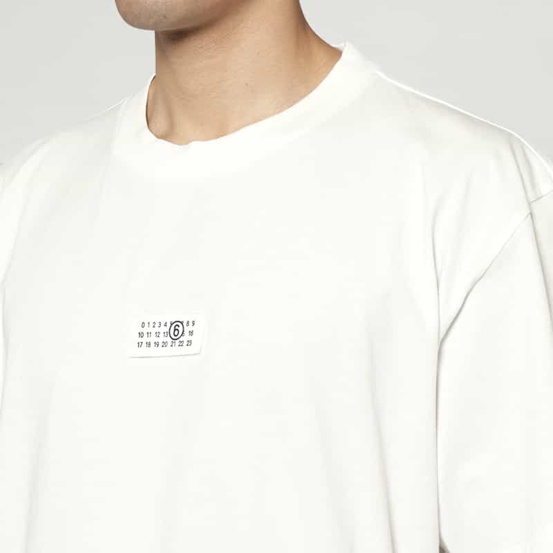 MM6 MAISON MARGIELA MM6 MAISON MARGIELA＜エムエム6 メゾン マルジェラ＞ ロゴ入りTシャツ WHITE