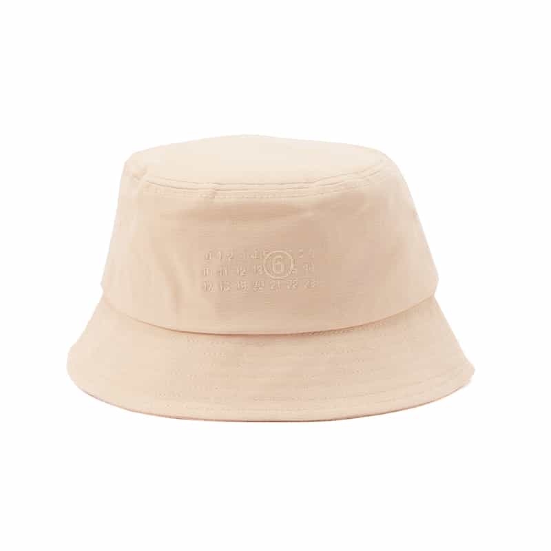 MM6 MAISON MARGIELA＜エムエム6 メゾン マルジェラ＞ ロゴ入りバケットハット