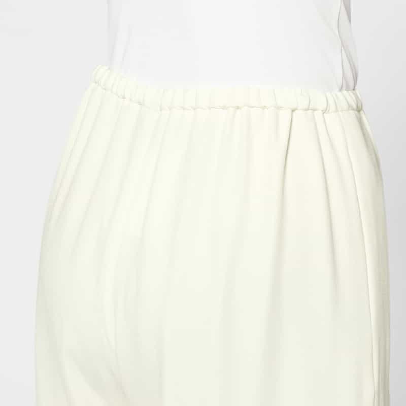 BARNEYS NEW YORK ウォッシャブル バックサテンジョーゼット ワイドパンツ IVORY