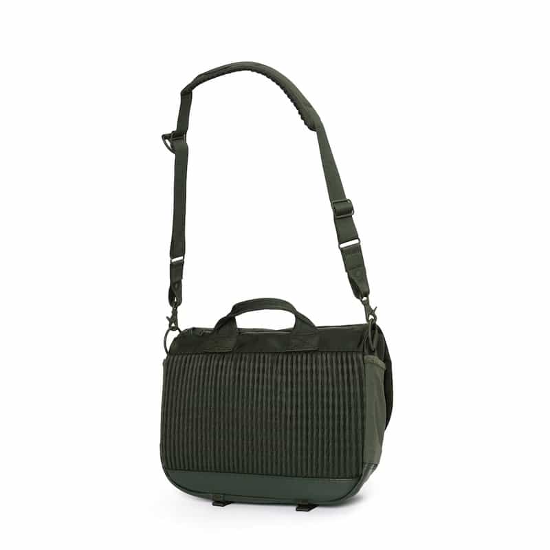 PORTER PORTER＜ポーター＞MONOCHROME "MESSENGER BAG (S)" KHAKI