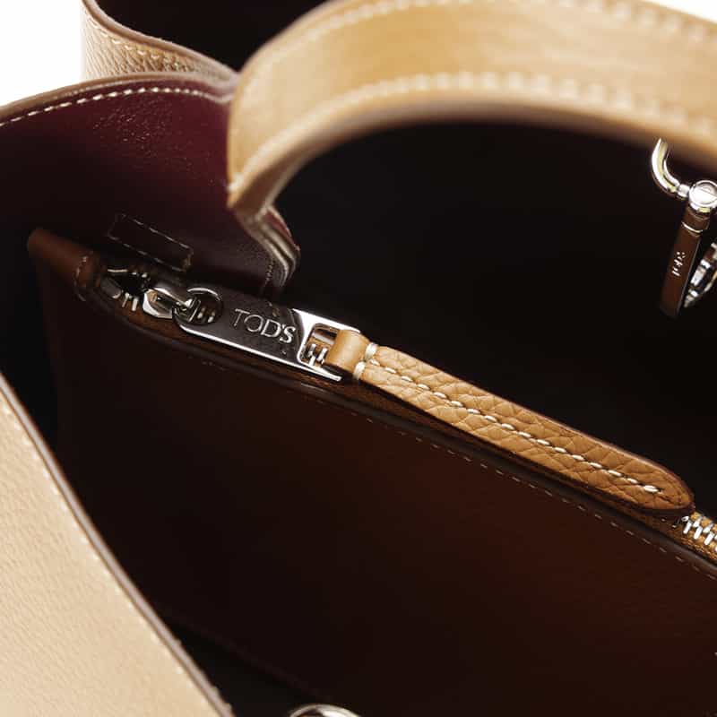 TOD’S TOD'S ＜トッズ＞ レザーミニワンハンドルバッグ “T Timeless“ CAMEL