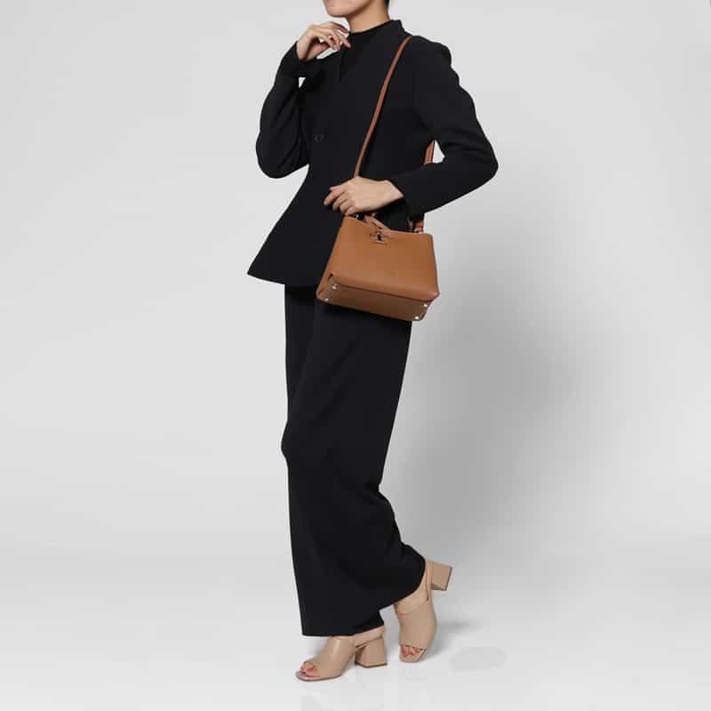 TOD’S TOD'S ＜トッズ＞ レザーミニワンハンドルバッグ “T Timeless“ CAMEL