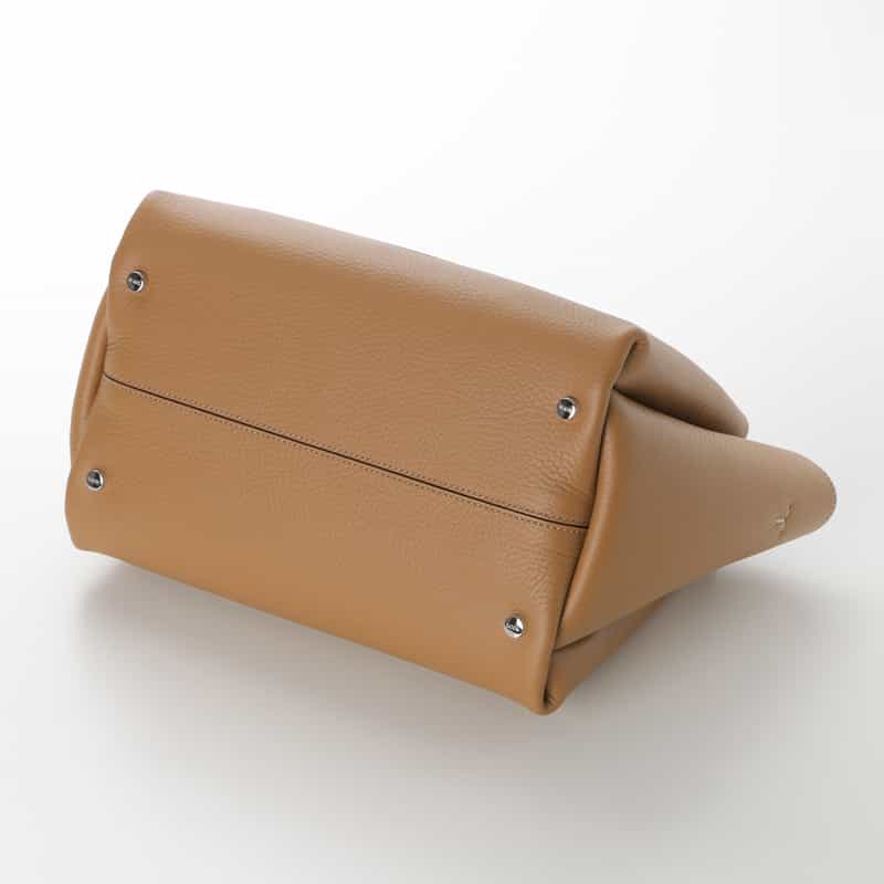 TOD’S TOD'S ＜トッズ＞ レザーミニトートバッグ “T Timeless“ CAMEL