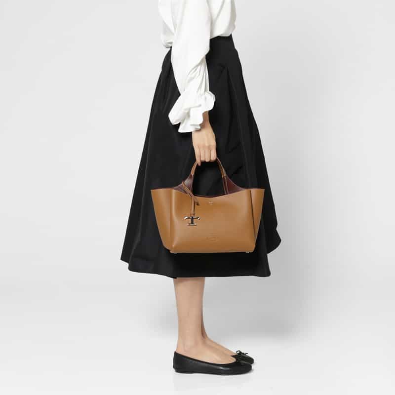 TOD’S TOD'S ＜トッズ＞ レザーミニトートバッグ “T Timeless“ CAMEL