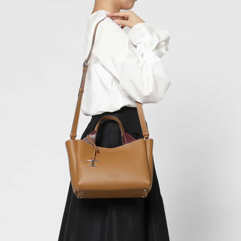 TOD’S TOD'S ＜トッズ＞ レザーミニトートバッグ “T Timeless“ CAMEL