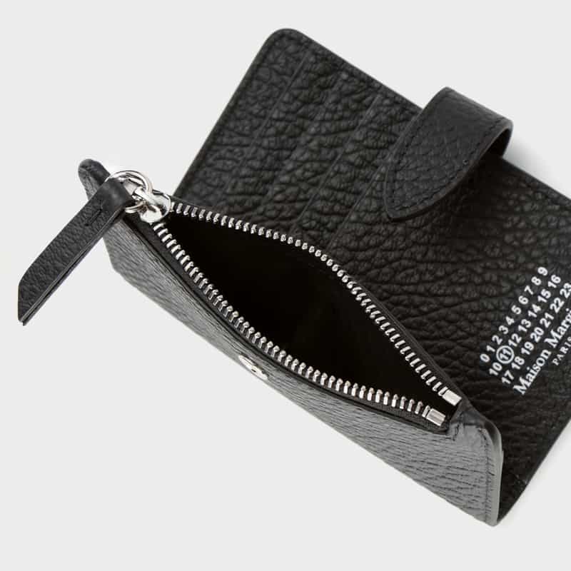 MAISON MARGIELA MAISON MARGLELA ＜メゾンマルジェラ＞ 2つ折りフラグメントケース BLACK