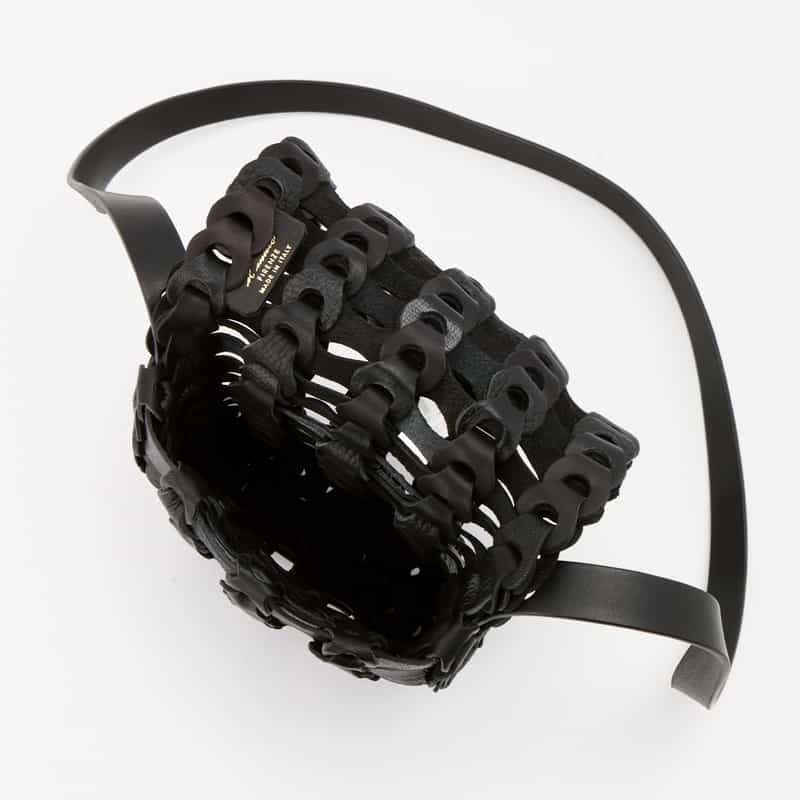 IL MICIO IL MICIO＜イル ミーチョ＞ クロスボディバッグ "B-86" BLACK