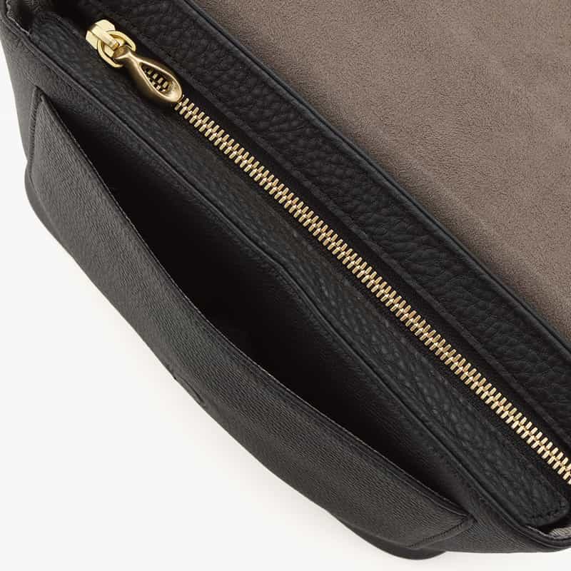 ETIAM ETIAM＜エティアム＞ ボディバッグ BLACK