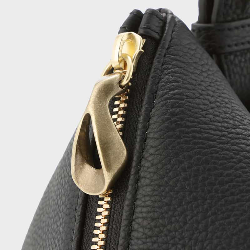 ETIAM ETIAM＜エティアム＞ レザーポーチバッグ BLACK