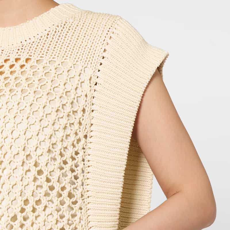 HYKE HYKE ＜ハイク＞ ノースリーブ クロシェニットプルオーバー IVORY