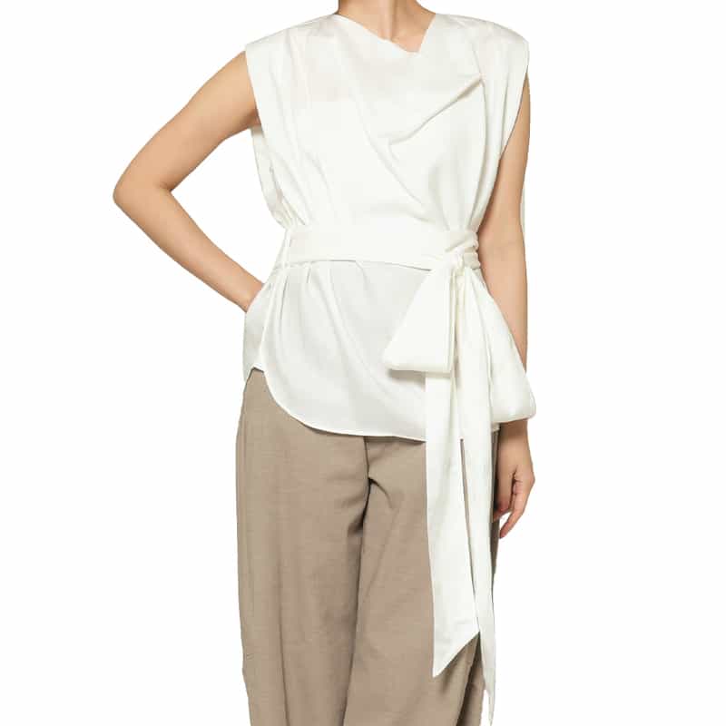 HYKE ＜ハイク＞ ツイル素材カウルネックブラウス