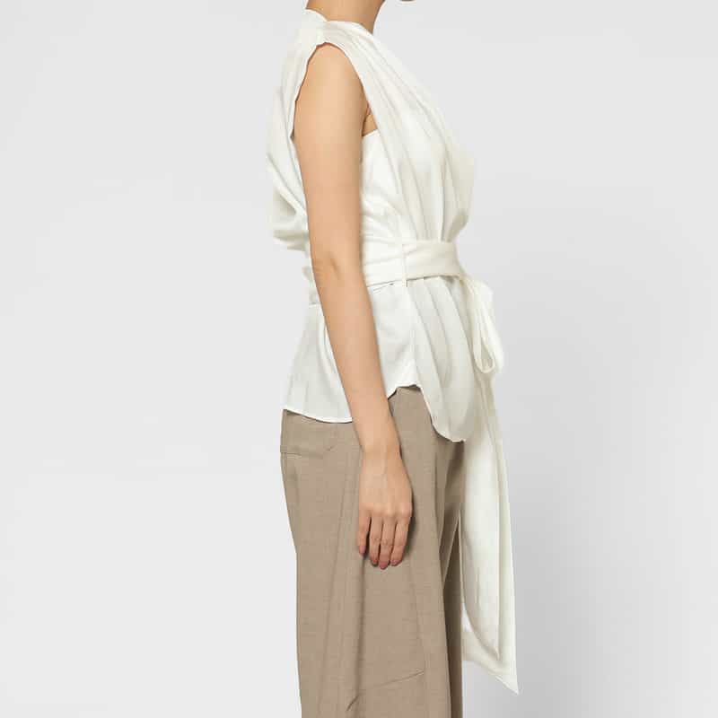 HYKE HYKE ＜ハイク＞ ツイル素材カウルネックブラウス WHITE