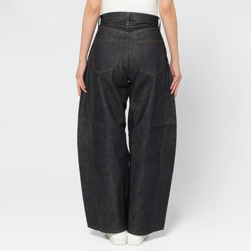 HYKE HYKE ＜ハイク＞ バレルレッグ デニムパンツ NAVY