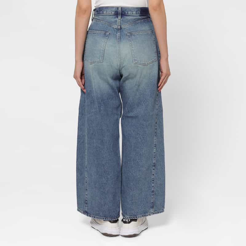 HYKE HYKE ＜ハイク＞ バレルレッグ デニムパンツ BLUE