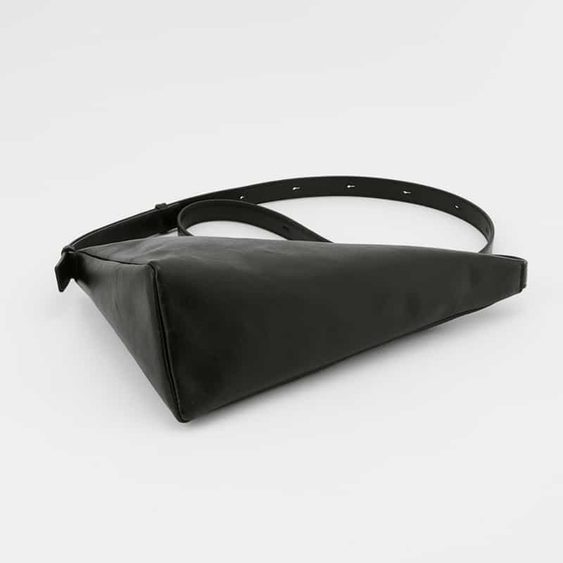 JIL SANDER JIL SANDER＜ジル サンダー＞ ショルダーバッグ BLACK