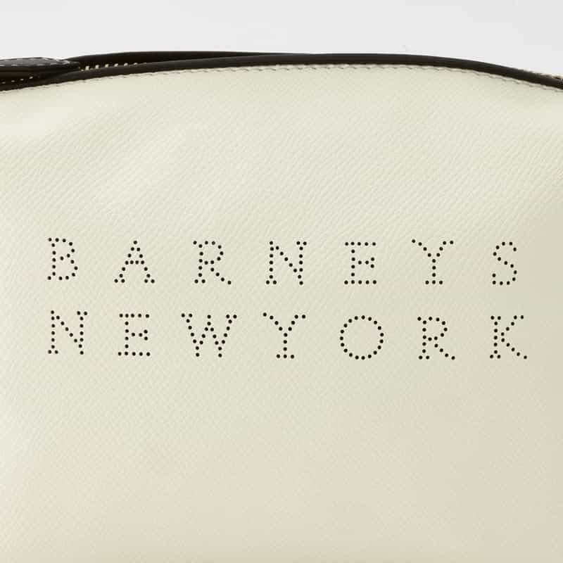 BARNEYS NEW YORK パンチングロゴ ワンハンドルミニバッグ WHITE
