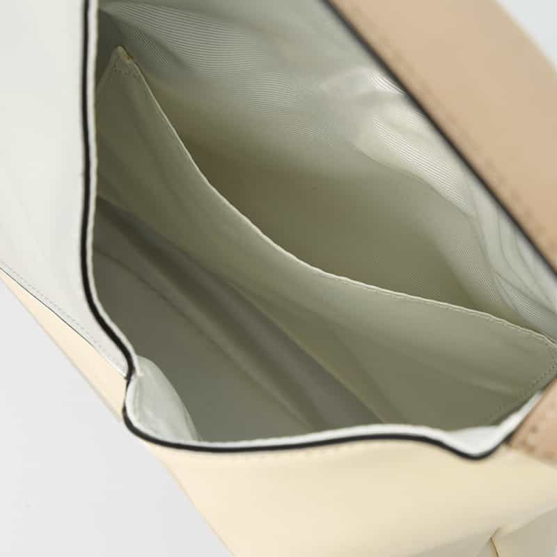 BARNEYS NEW YORK マルチカラーハンドバッグ IVORY