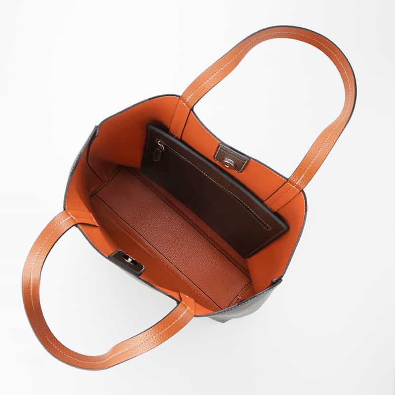 BARNEYS NEW YORK ロゴ入りトートバッグ BROWN