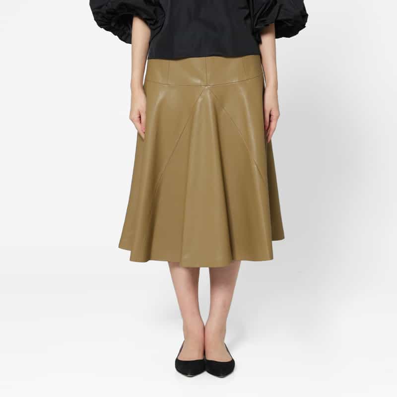 BARNEYS NEW YORK ウォッシャブル フェイクレザースカート CAMEL