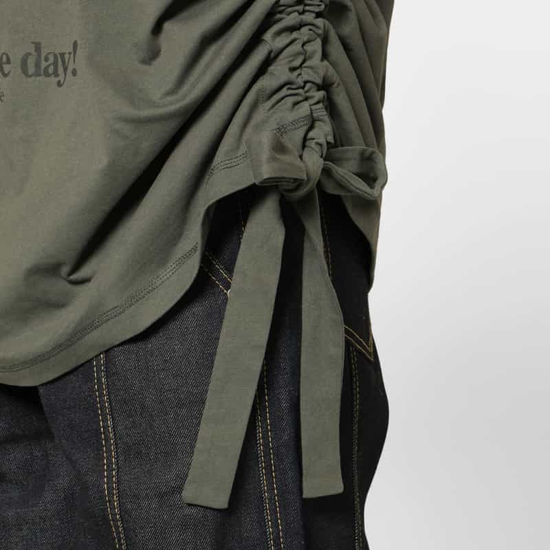 GANNI GANNI＜ガニー＞ サイドデザイン プリントラグランTシャツ DARK GRAY