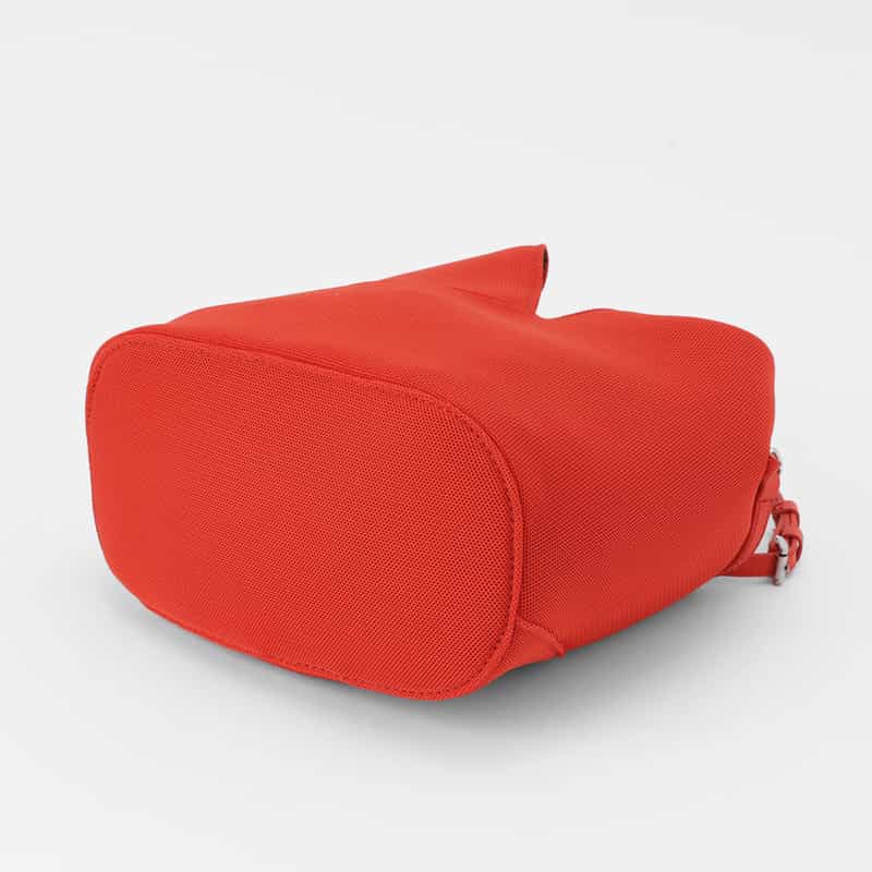 MM6 MAISON MARGIELA MM6 MAISON MARGIELA＜エムエム6 メゾン マルジェラ＞ メッシュクロスボディバッグ “JAPANESE“ RED