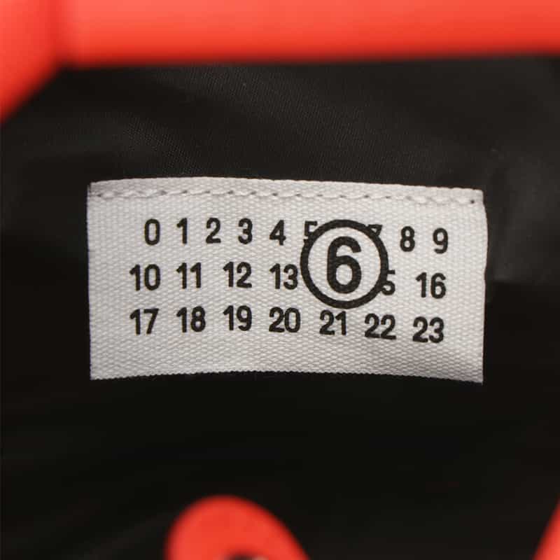 MM6 MAISON MARGIELA MM6 MAISON MARGIELA＜エムエム6 メゾン マルジェラ＞ メッシュクロスボディバッグ “JAPANESE“ RED