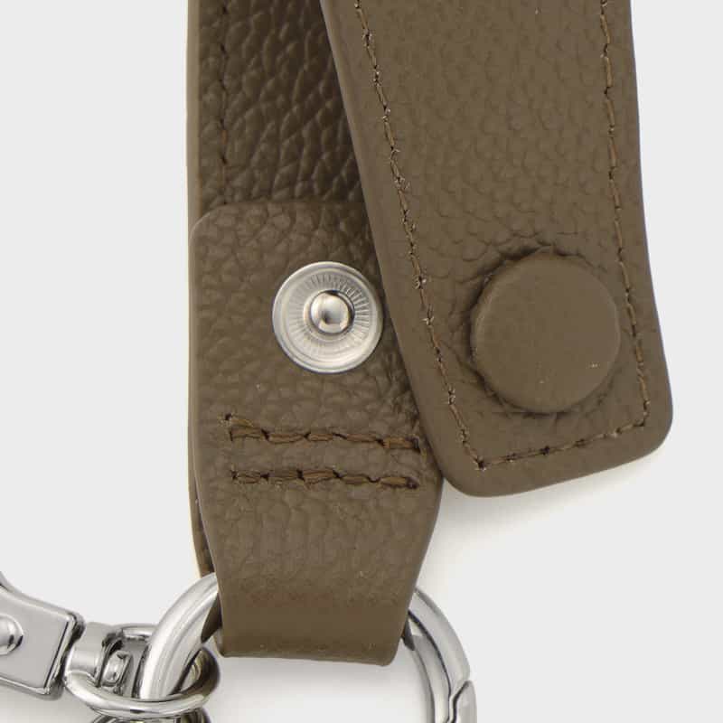 BARNEYS NEW YORK レザーロゴ キーホルダー GRAY BEIGE