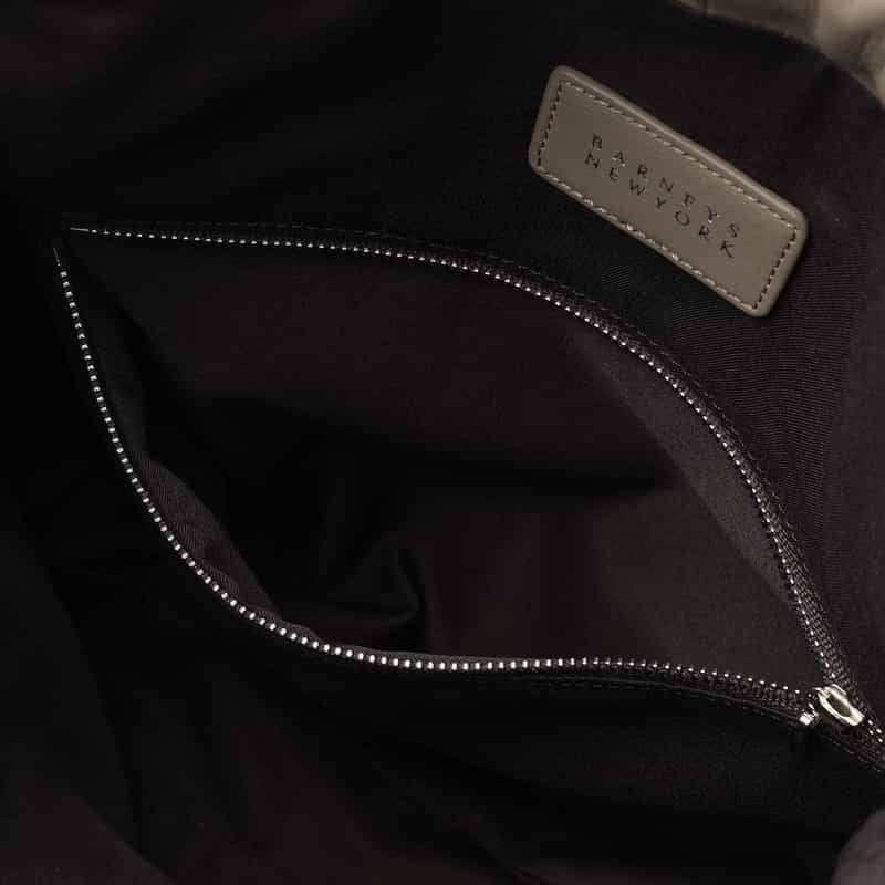BARNEYS NEW YORK ソフトレザー ドローストリングバッグ GRAY BEIGE